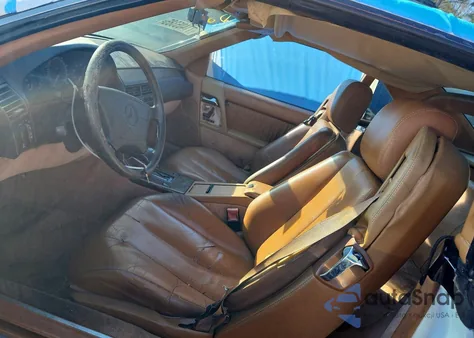 1995 Mercedes-Benz Sl 500 z USA, uszkodzony, nr VIN WDBFA67E4SF115825